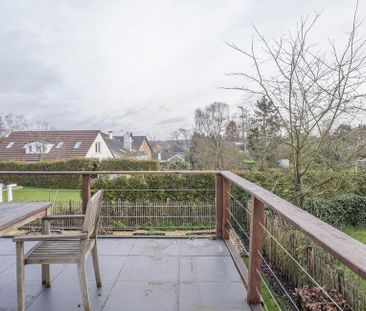 Woning te huur in La Hulpe voor € 2.000 met 4 slaapkamers - Photo 3