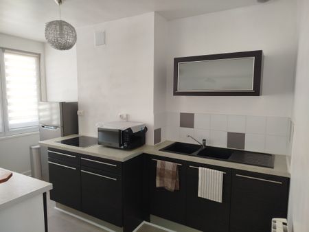 Location Appartement 3 pièces 54m² BOULOGNE SUR MER 62200 - Photo 4