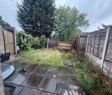 1 bedroom in a house share to rent - Photo 5