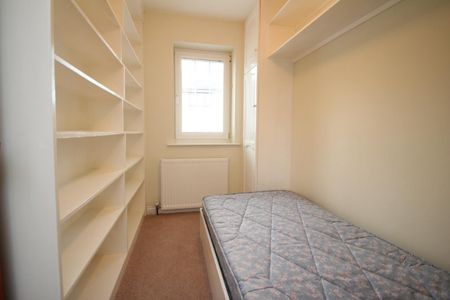 4 bedroom house to rent - Photo 3