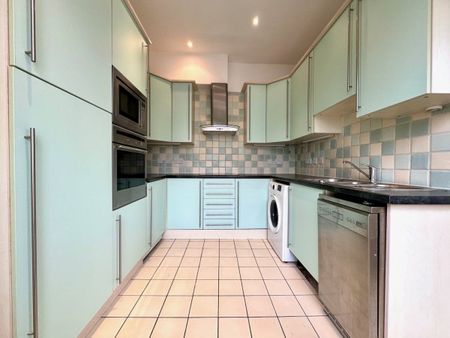 Lansdowne Place, Hove, BN3 1FN 2 bedroom flat to rent - Photo 5