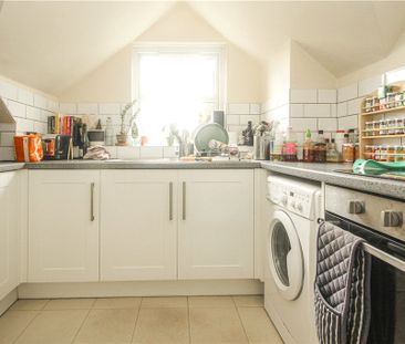 Riggindale Road, London, SW16 1QT - Photo 2