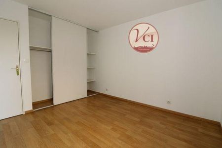 Location Appartement 3 pièces 64m² VICHY 03200 - Photo 5
