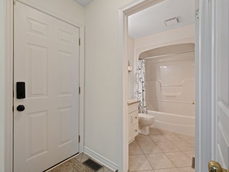 For Lease - 3241 Montrose Road Unit# 23, Niagara Falls, Ontario - Photo 3