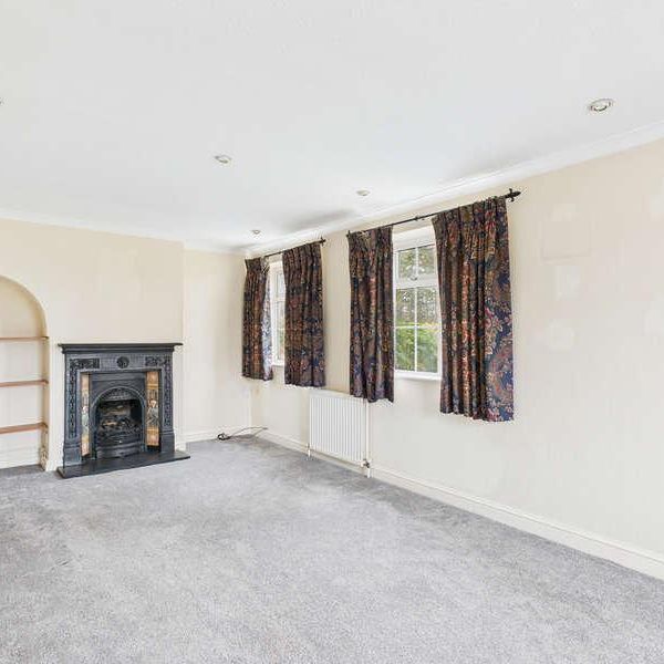 Ashley, Ascot Road, Holyport, Maidenhead, Berkshire, SL6 - Photo 1