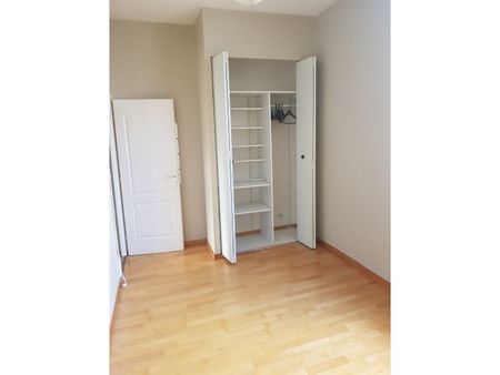 Location Appartement 3 pièces 51m² LILLE 59800 - Photo 4