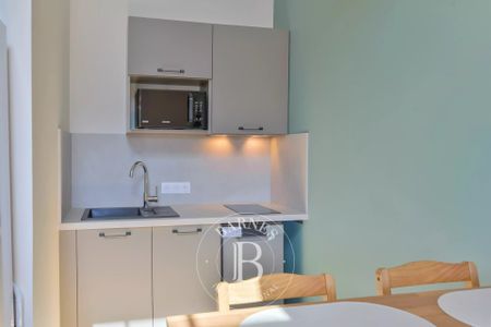 Location Appartement 2 pièces 36m² CHARBONNIERES LES BAINS 69260 - Photo 4