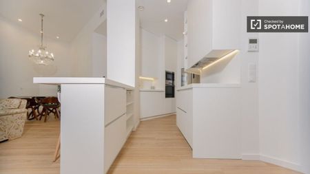 3 room luxury Flat for rent in Valencia, Spain - Photo 3