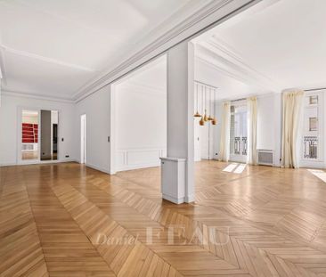 Tout savoir sur cet appartement dans le quartier Gros Caillou, à Pa... - Photo 1