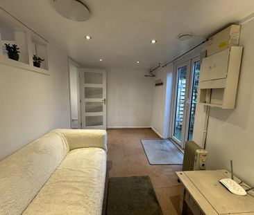 1 bedroom house to rent - Photo 1