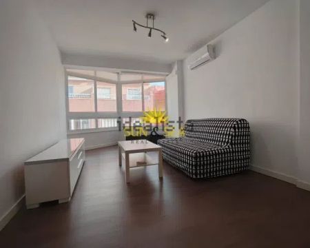 Alquiler de ático en Playa de los Locos - Photo 5