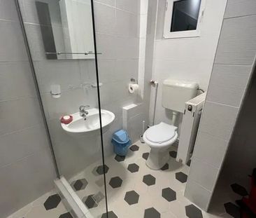 GARSONIERA RENOVATA DE ÎNCHIRIAT – MILITARI - 35 MP - Fotografie 5