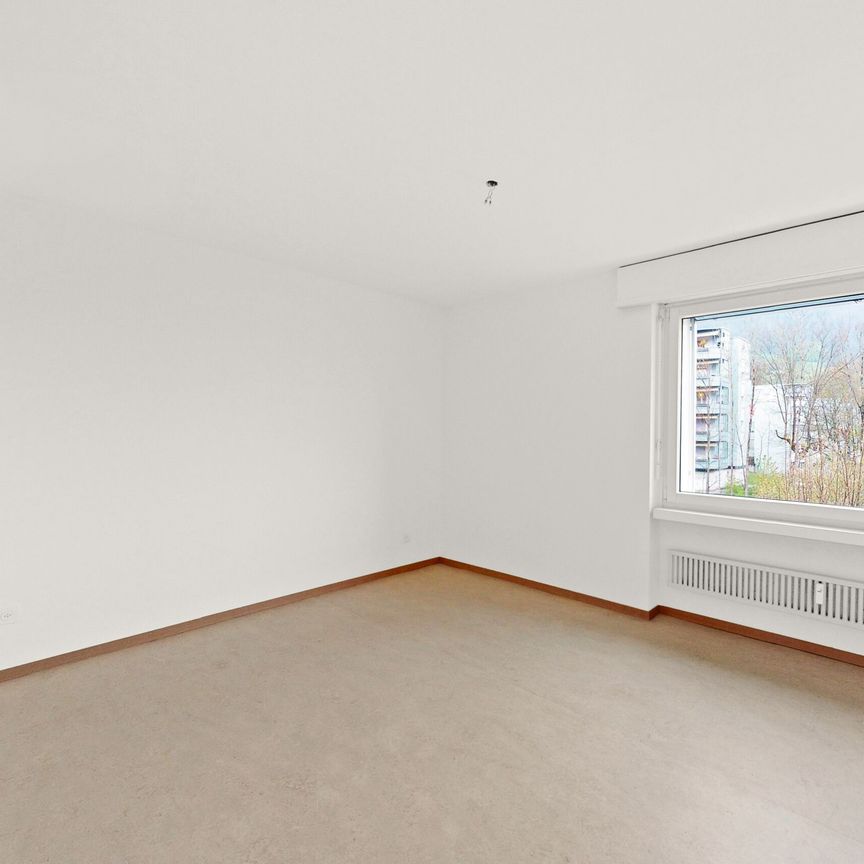 Grosszügiges Wohnen in ruhiger Umgebung - Photo 1