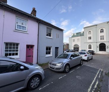 2 bedroom terraced house to rent - Photo 2