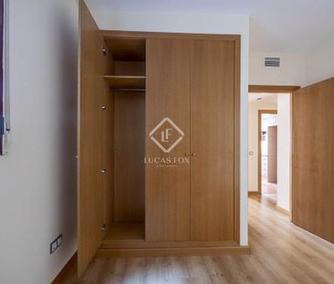 Valencia, Valencian Community 46011 - Photo 2