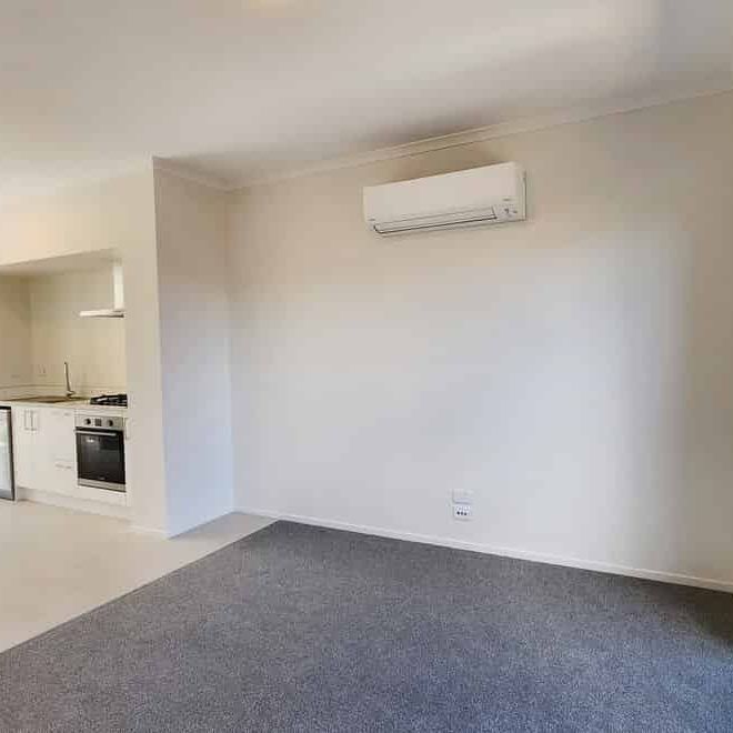 Westgate, 2 Bedrooms, $590 - Photo 1