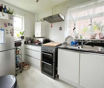 2 bedroom semi-detached house to rent - Photo 1