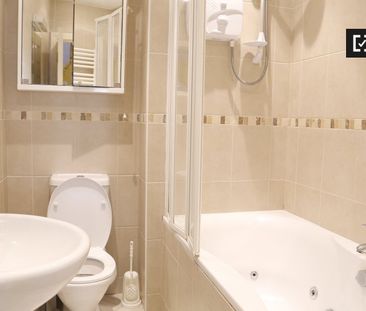 Cozy room in 5-bedroom houseshare in Castleknock, Dublin - Photo 3