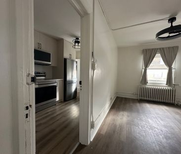 For Lease - 1641 Bayview Avenue Unit# Unit 2, Toronto, Ontario - Photo 1