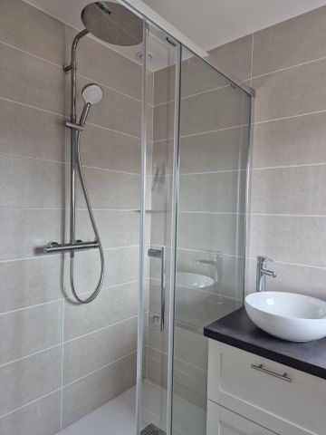 Location Appartement 3 pièces 43m² FONTENAY SOUS BOIS 94120 - Photo 4