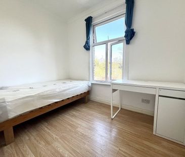 Grove Green Road, Leytonstone, E11, Property for rent - Photo 2