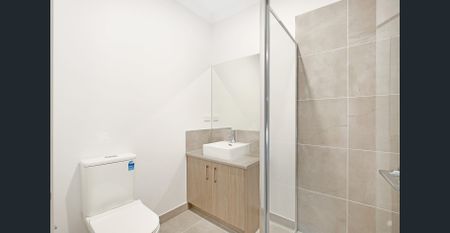 MODERN THREE BEDROOM HOME - Photo 2