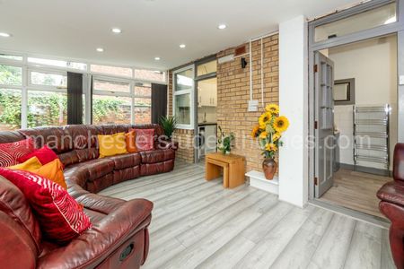 Ashlyn Grove, Manchester, M14 6YG - Photo 2