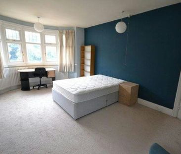 Victoria Park Road, Clarendon Park, Leicester, LE2 - Photo 1