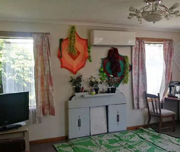 A home close to the mall, new carpet is to be laid - Photo 6
