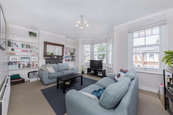 Laitwood Road, SW12, London - Photo 1