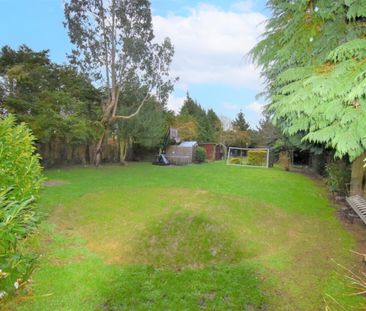 4 bedroom Semi-detached House - Warren Way, Digswell - Photo 5