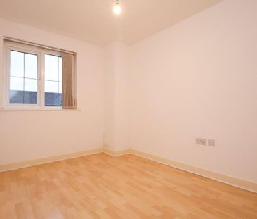 2 bedroom property to rent - Photo 4