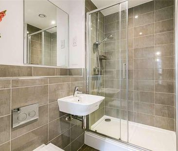 Mole Road, Hersham, Walton-on-thames, Surrey, KT12 - Photo 3