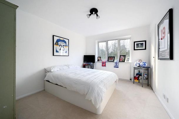 3 bedroom apartment to rent - Photo 1