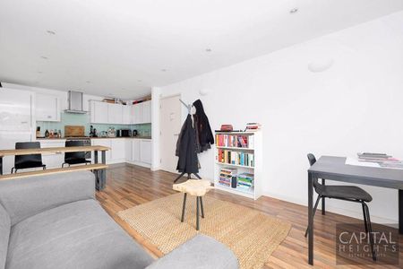 1 bedroom flat to rent - Photo 3