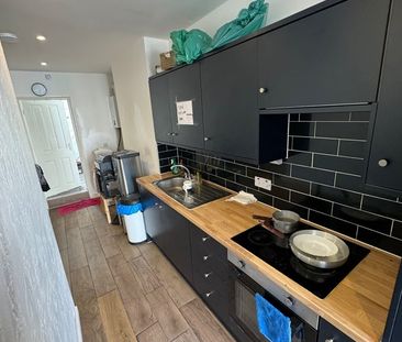 Room in a Shared Flat, Brayards Road, SE15 - Photo 2