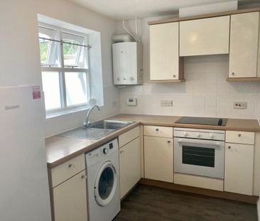 2 bedroom terraced house to rent - Photo 3