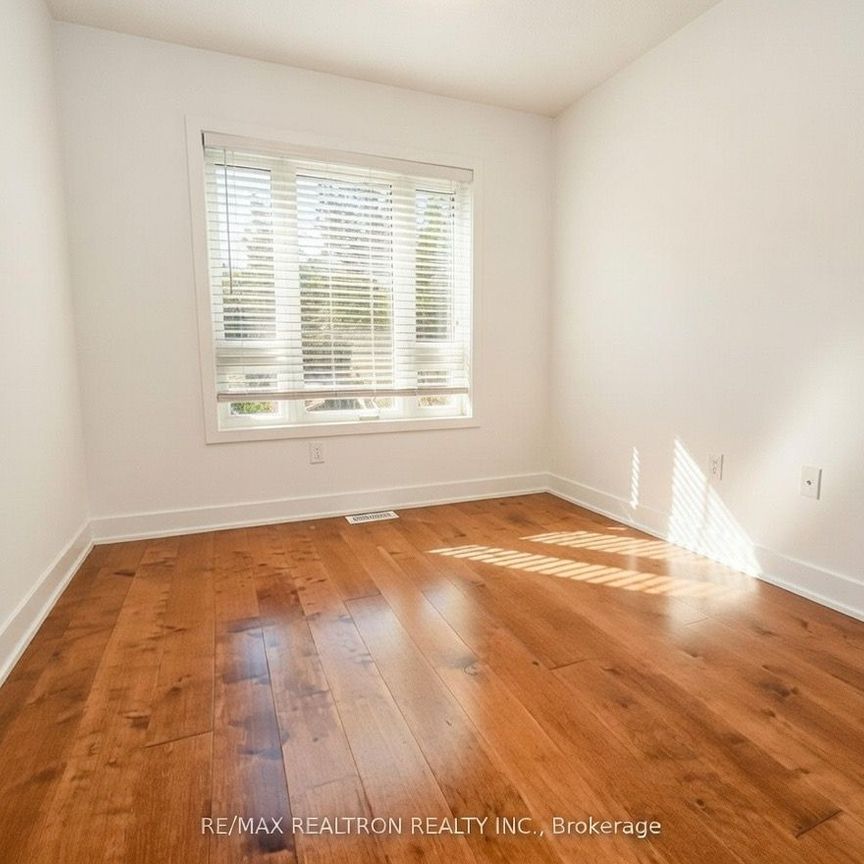 For Lease - 44 Westwood Avenue, Barrie, Ontario - Photo 1