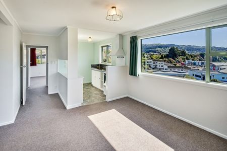 b/1 Sunrise Boulevard, Tawa Wellington 5028 - Photo 3