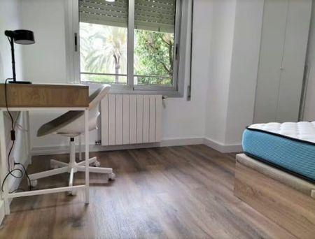 Plaça d'Hondures, Valencia, Valencian Community 46022 - Photo 3