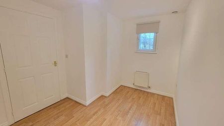 Padstow Road, Swindon, SN2 - Photo 2