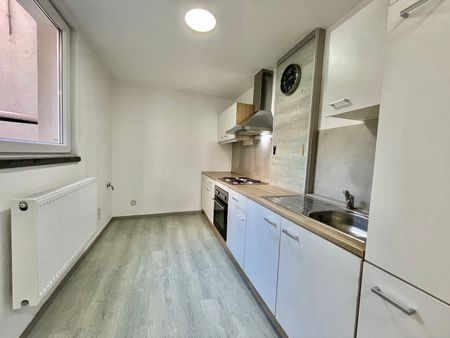 Prachtig gerenoveerd duplex-appartement nabij het station van Aalst - Foto 3