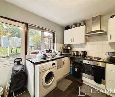 3 bedroom property to rent Rectory Wood, Harlow, Essex, CM20 - Photo 4