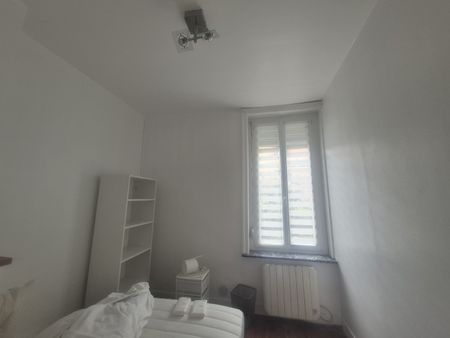 Location Appartement 2 pièces 33m² LILLE 59000 - Photo 2