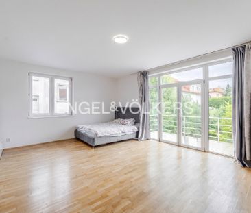 Pronájem rodinného domu 300 m², Na závěji 672, Praha - Photo 4