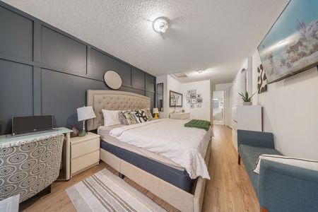 For Lease - 19 Spadina Road, Brampton, Ontario - Photo 2