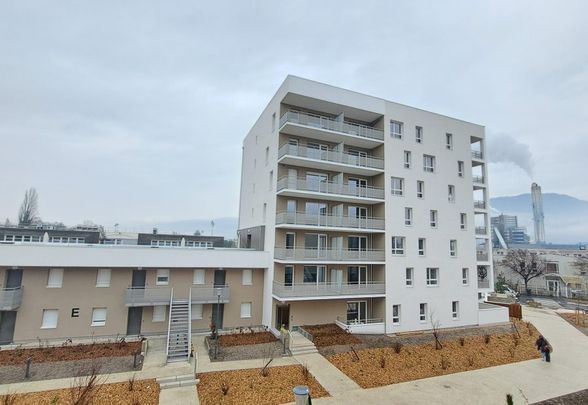 Appartement T2 à GRENOBLE - Photo 1