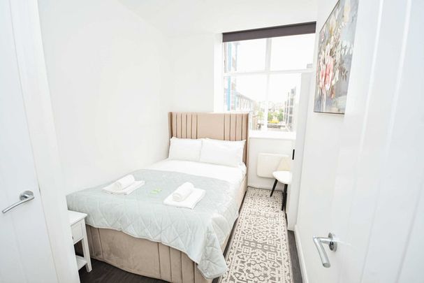East Parade - Photo 1