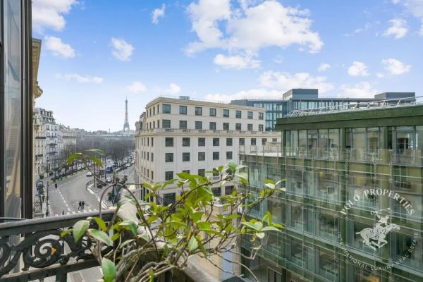 Appartement à louer à Paris 8Ème - Photo 1
