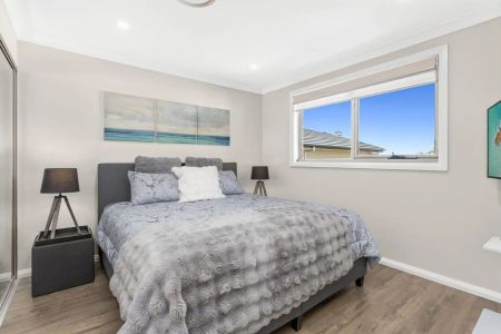 Near New Contemporary Coastal Sanctuary in Peaceful Cul De Sac - Photo 4